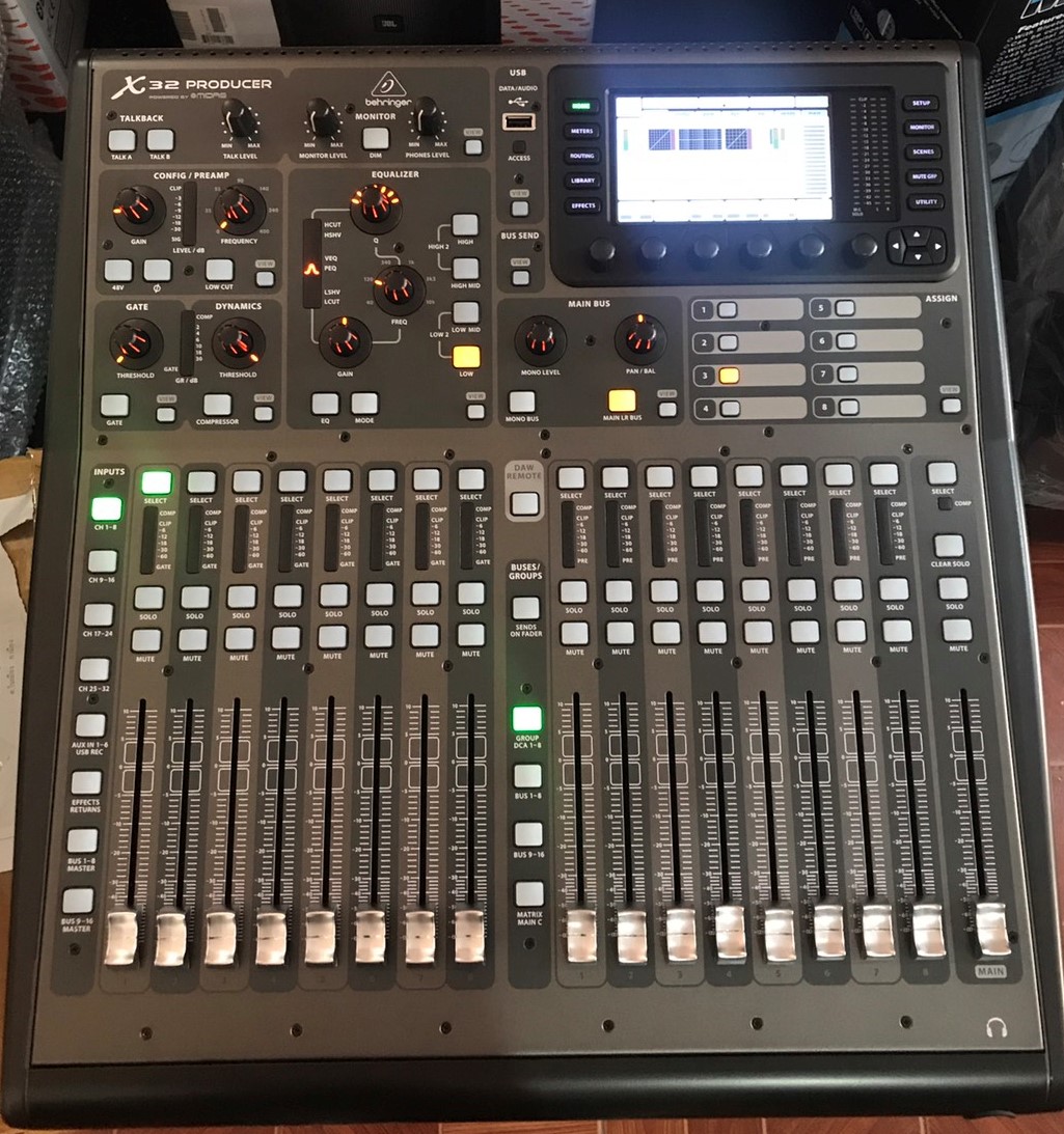 behringer x32 compact vs producer behringer x32 compact vs producer