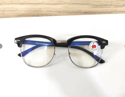 แว่น Precious Glasses Super Blue Light Blocking  สามารถกรองแสงสีฟ้าจากจอมือถือ จอคอม และหน้าจอต่างๆ