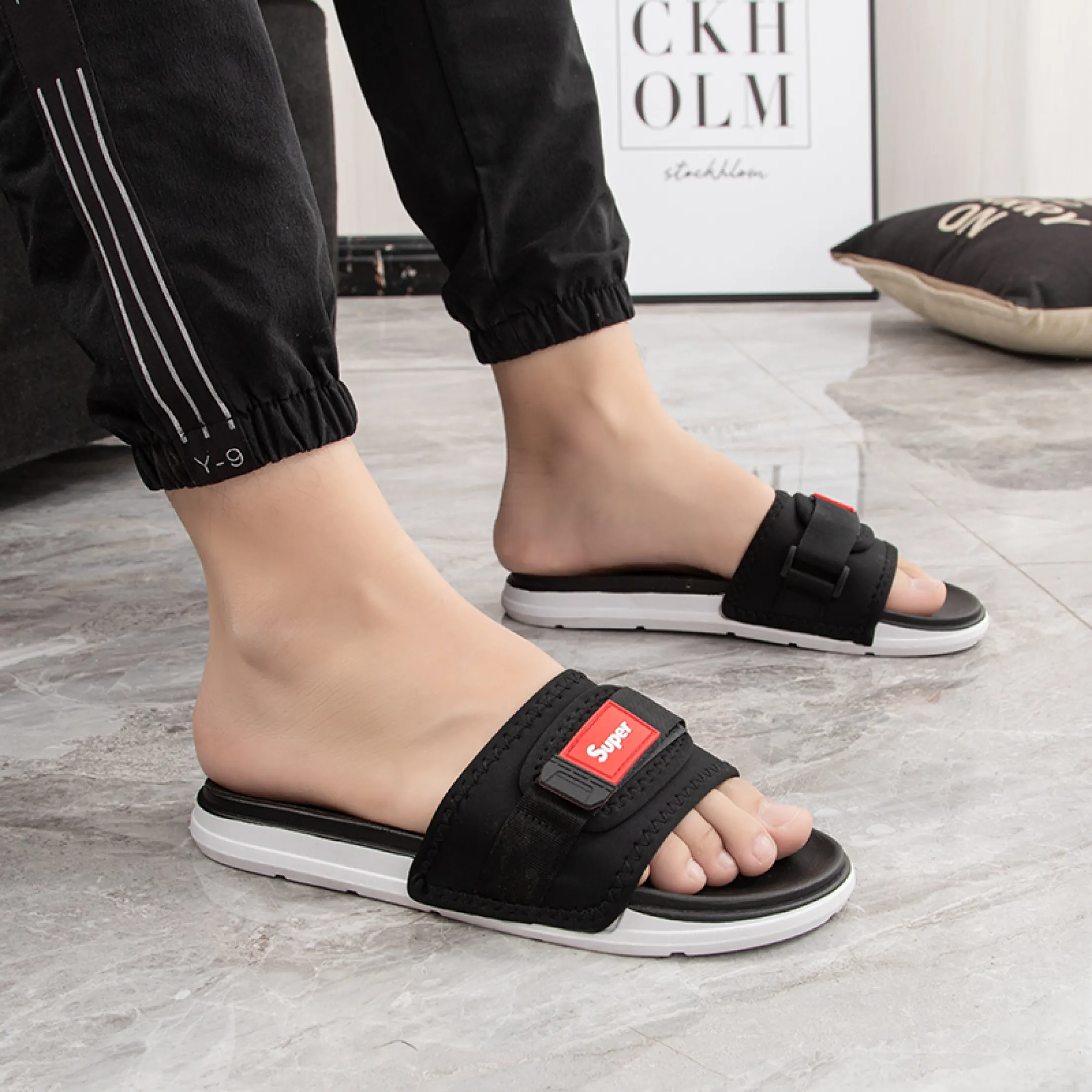 รองเท้าแตะ fashion ใหม่ ฤดูร้อนคู่รัก​ สไตล์​เกาหลี รองเท้าแตะชายหาด รองเท้าแตะไซส์ผู้ชาย 3สี ไซส์40-45